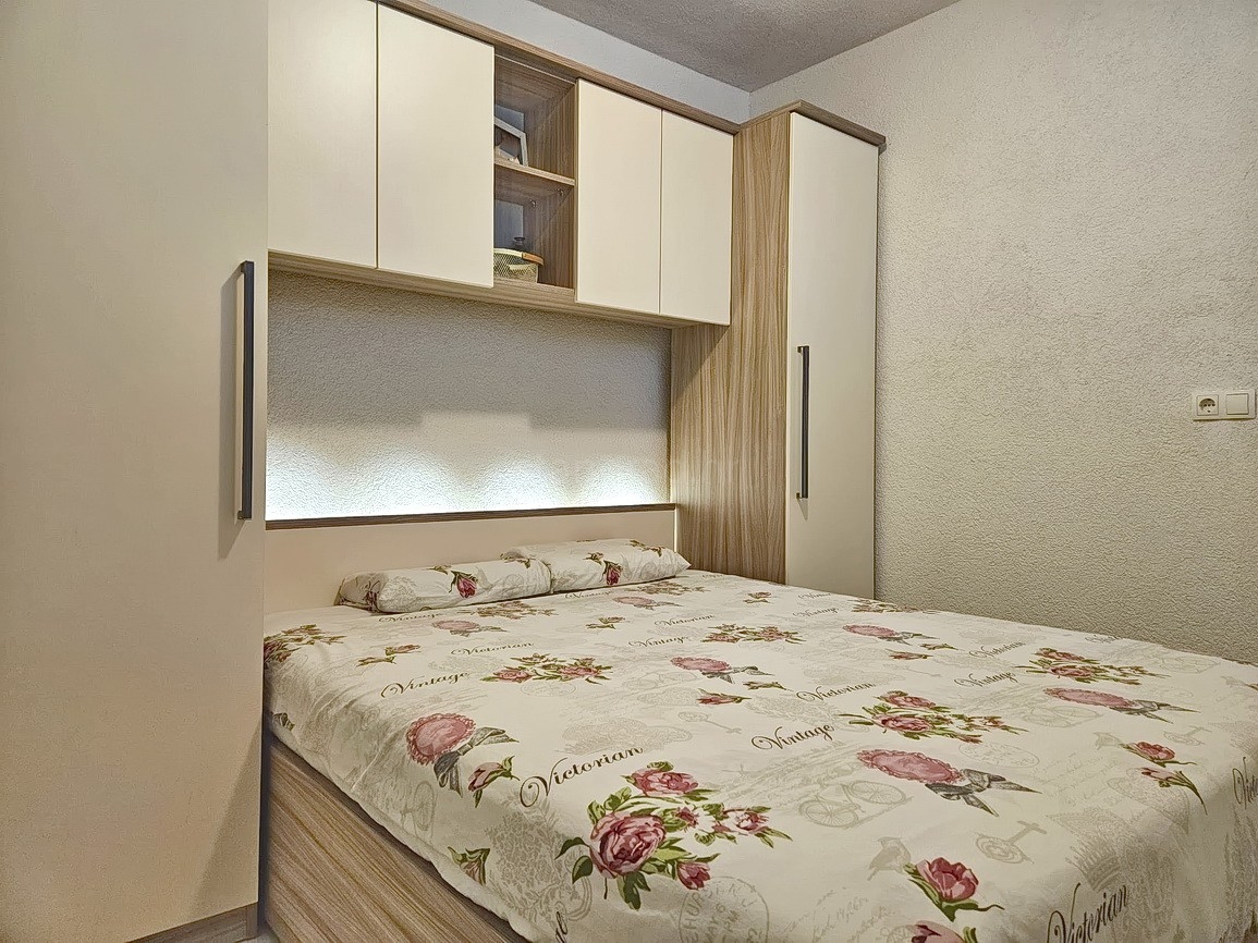 Crikvenica, appartamento completamente arredato con terrazza sul tetto e vista!