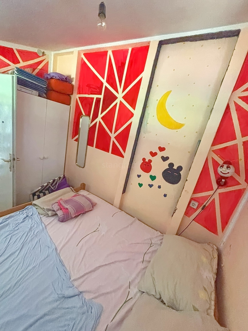 Zona Malinska, casa a un piano da ristrutturare con ampio giardino!