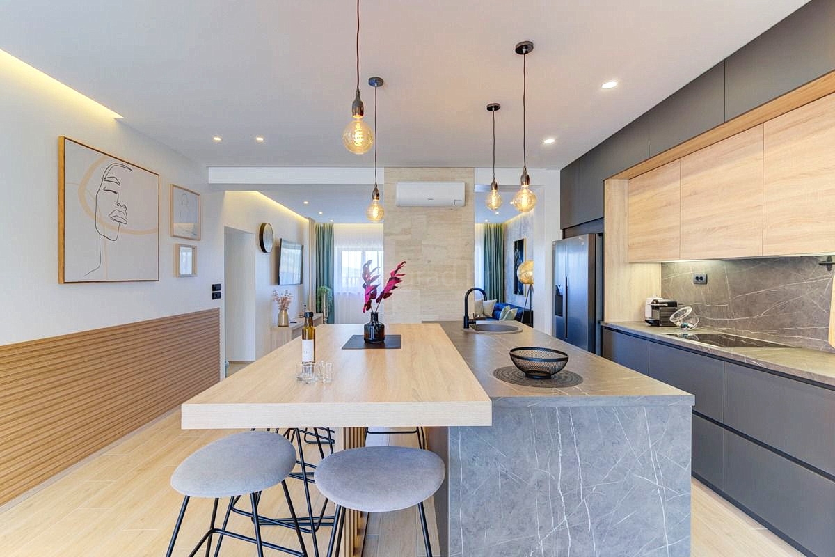 Novi Vinodolski, splendida villa con piscina, sauna e centro benessere!