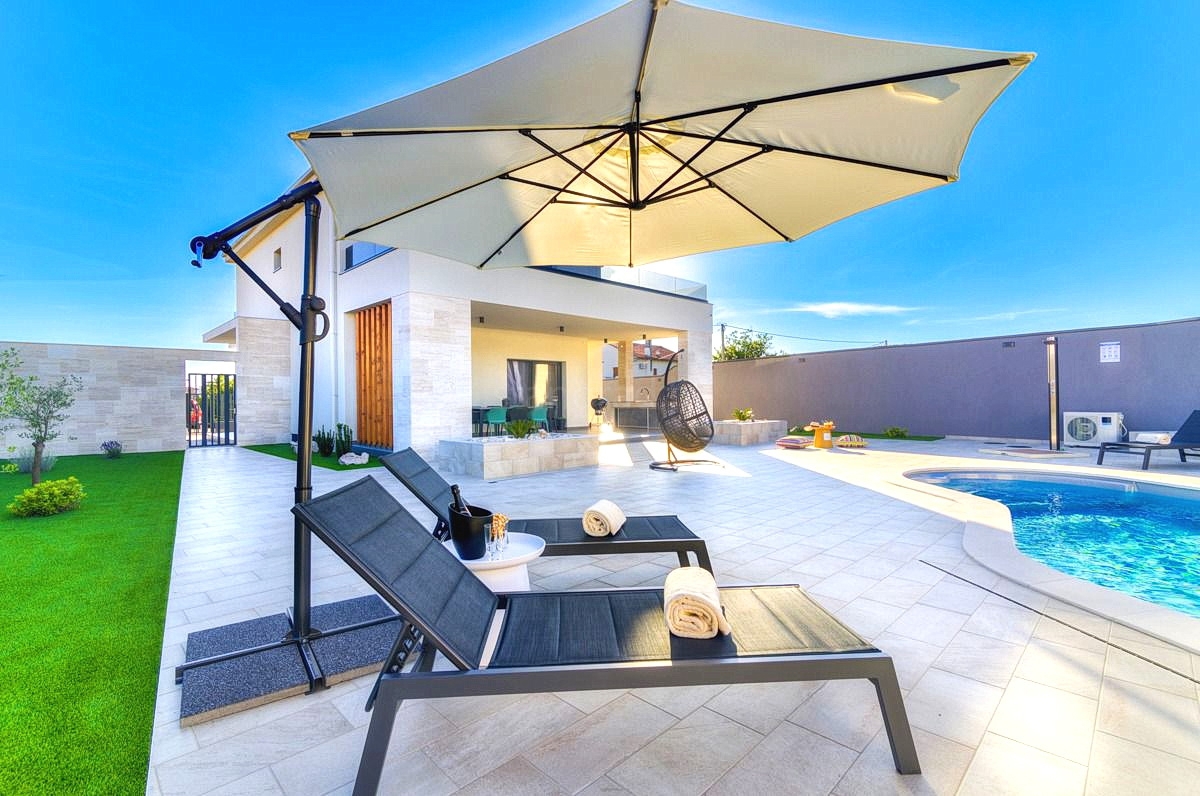 Novi Vinodolski, splendida villa con piscina, sauna e centro benessere!