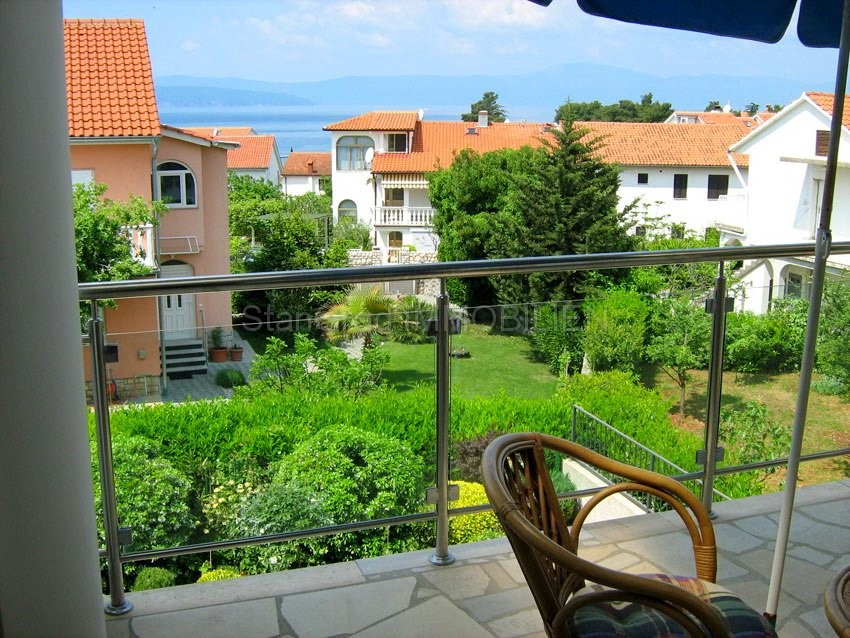 Malinska, bella casa con giardino e pergolato vendita