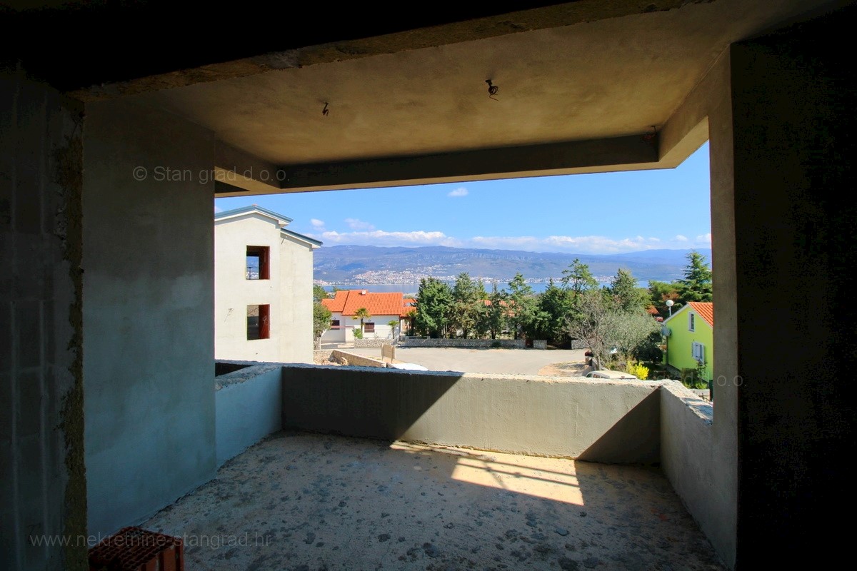 Silo, appartamento al piano terra di nuova palazzina, vicino al mare, VENDESI!