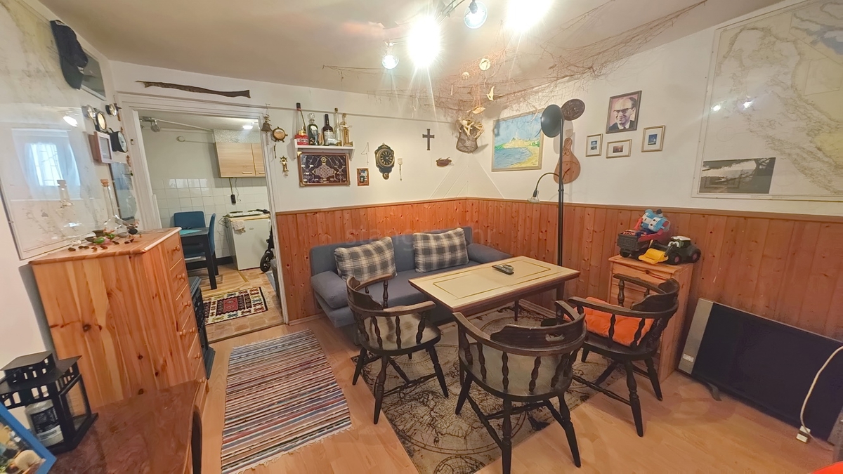 Krk, casa in pietra con terrazza e vista mare!