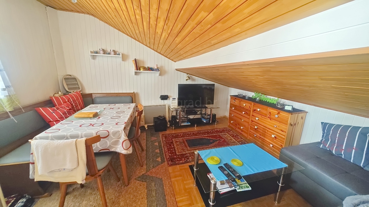 Krk, casa in pietra con terrazza e vista mare!