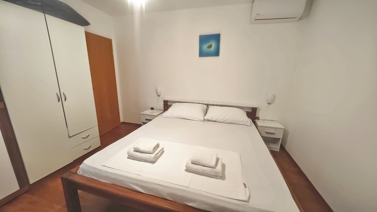 Baška, appartamento duplex vicino al mare!