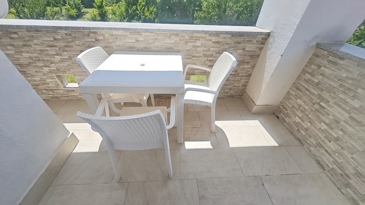 Baška, appartamento duplex vicino al mare!