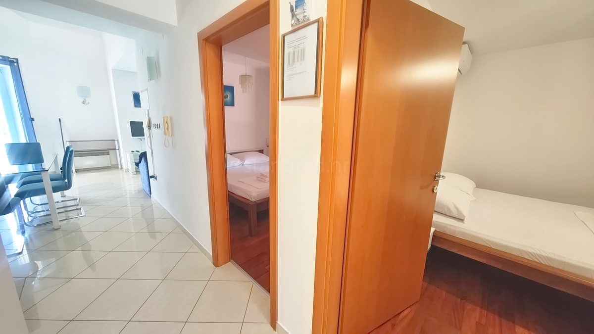 Baška, appartamento duplex vicino al mare!