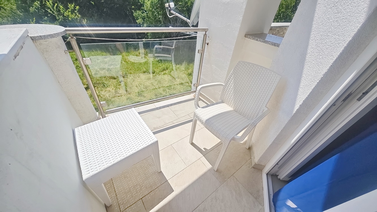 Baška, appartamento duplex vicino al mare!