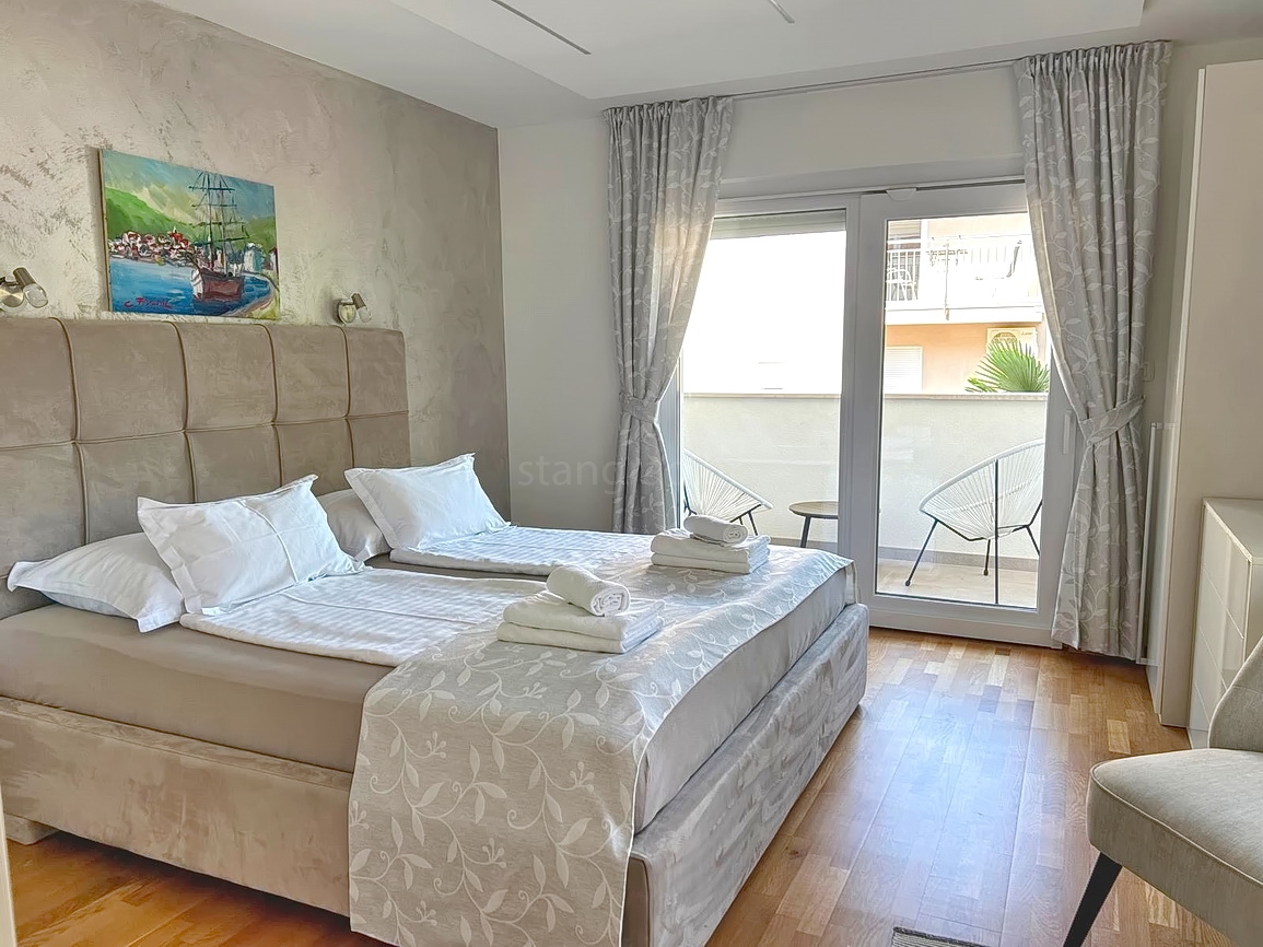 Dobrinj, bellissima villa con piscina e ampio giardino!