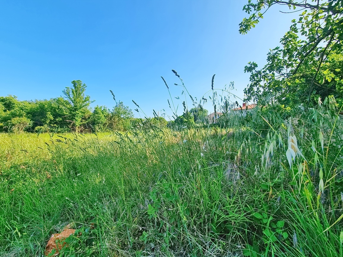 Zona di Krk, terreno edificabile in zona urbana!
