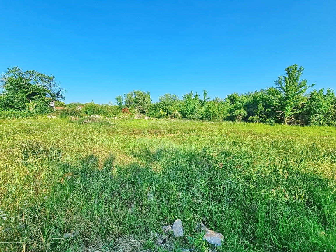 Zona di Krk, terreno edificabile in zona urbana!