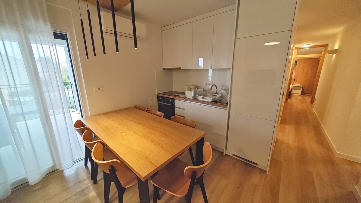 Malinska, appartamento ammobiliato in una nuova costruzione vicino al mare!