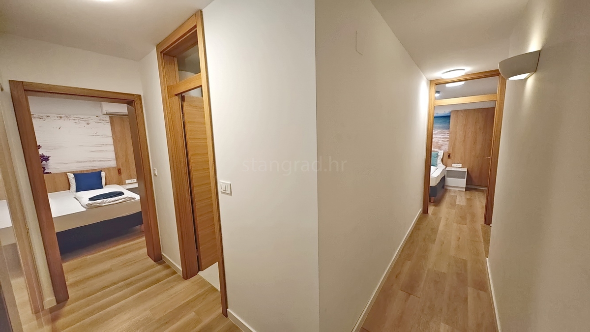 Malinska, appartamento ammobiliato in una nuova costruzione vicino al mare!