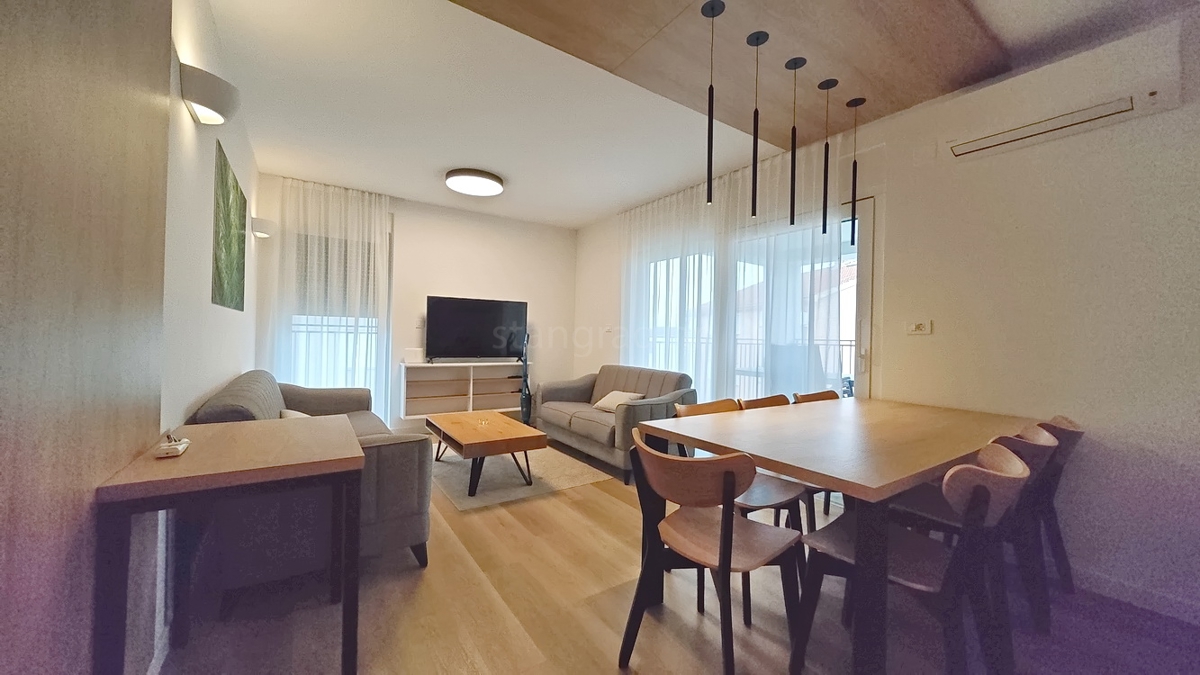 Malinska, appartamento ammobiliato in una nuova costruzione vicino al mare!