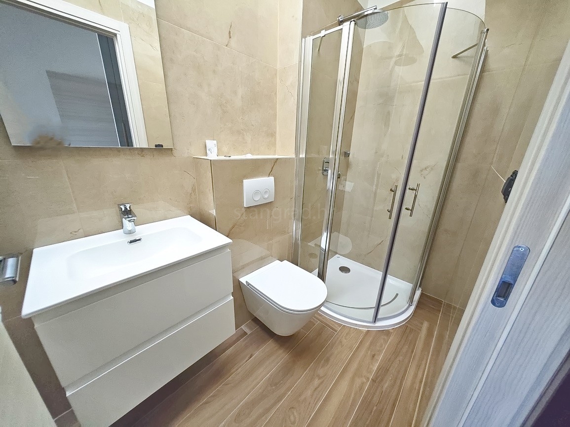 Malinska, casa bifamiliare con piscina e vista mare!