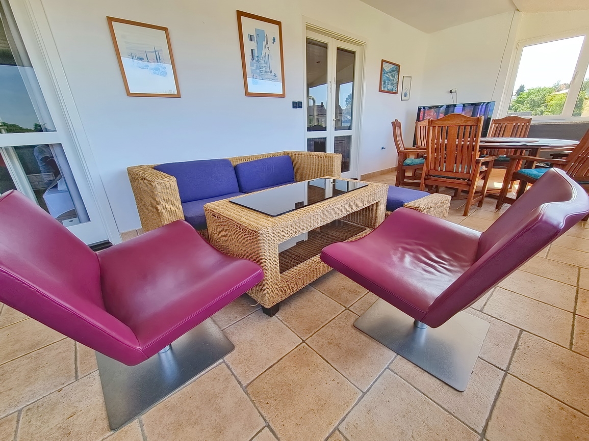 Malinska, spazioso appartamento arredato vicino al mare e al centro!