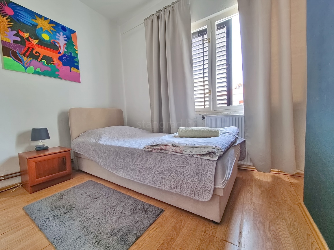 Malinska, spazioso appartamento arredato vicino al mare e al centro!