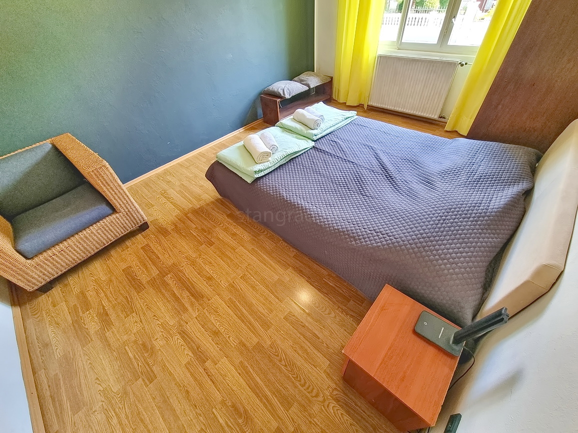 Malinska, spazioso appartamento arredato vicino al mare e al centro!