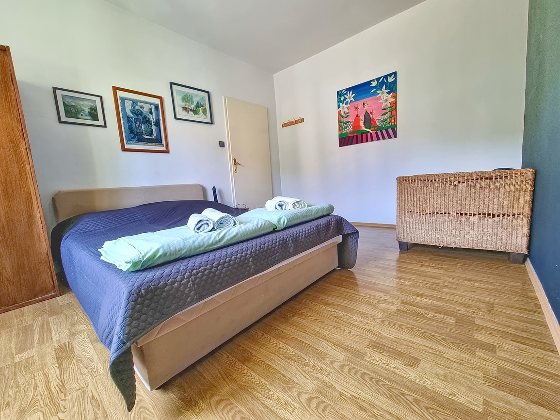 Malinska, spazioso appartamento arredato vicino al mare e al centro!