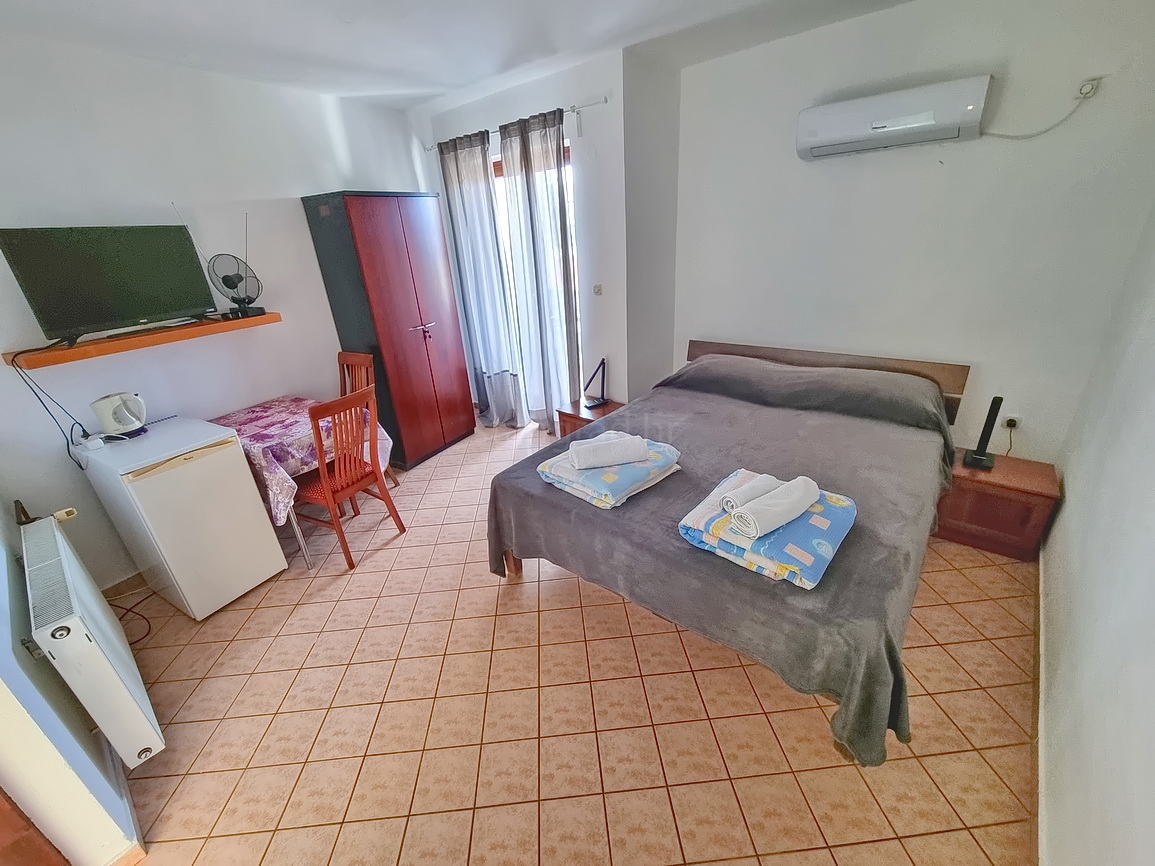 Malinska, spazioso appartamento arredato vicino al mare e al centro!