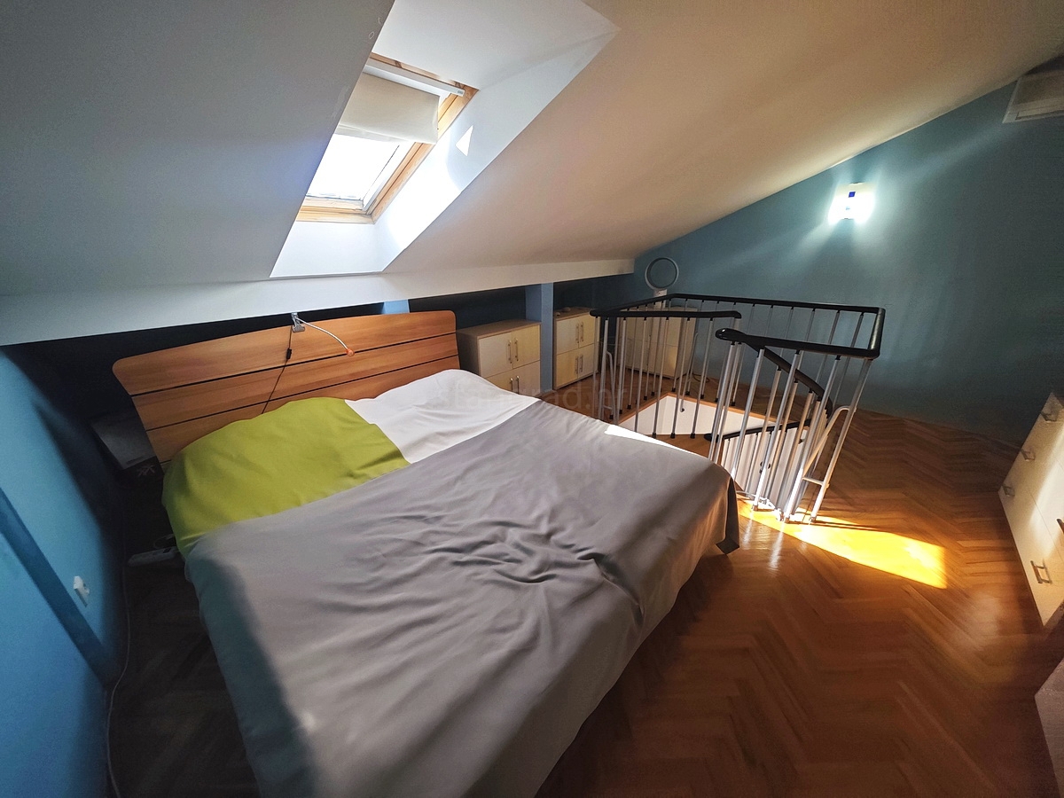 Malinska, appartamento duplex vicino al mare con vista!