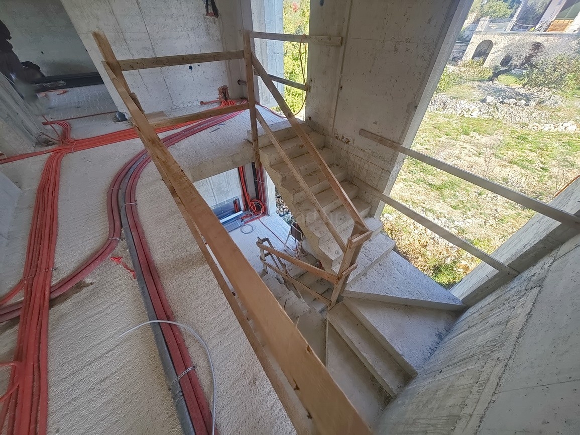 Zona di Krk, casa moderna con vista sul mare aperto!