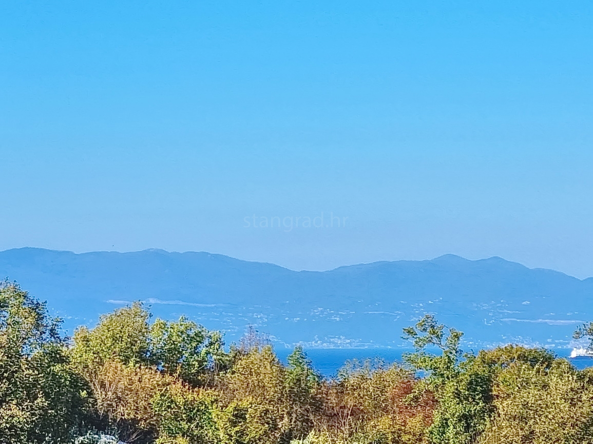 Malinska, terreno edificabile di altissima qualità in un'ottima posizione!