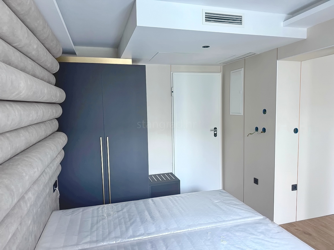 Crikvenica, moderno appartamento in un edificio di lusso nel centro!