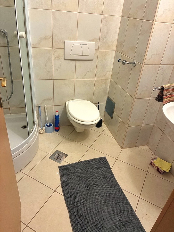 Novi Vinodolski, appartamento arredato in centro, a 200 m dal mare! Occasione!