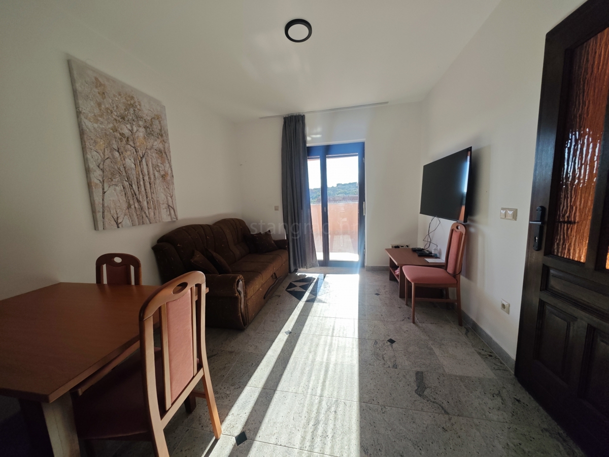 Krk, appartamento con due camere da letto al 1. piano con vista mare!