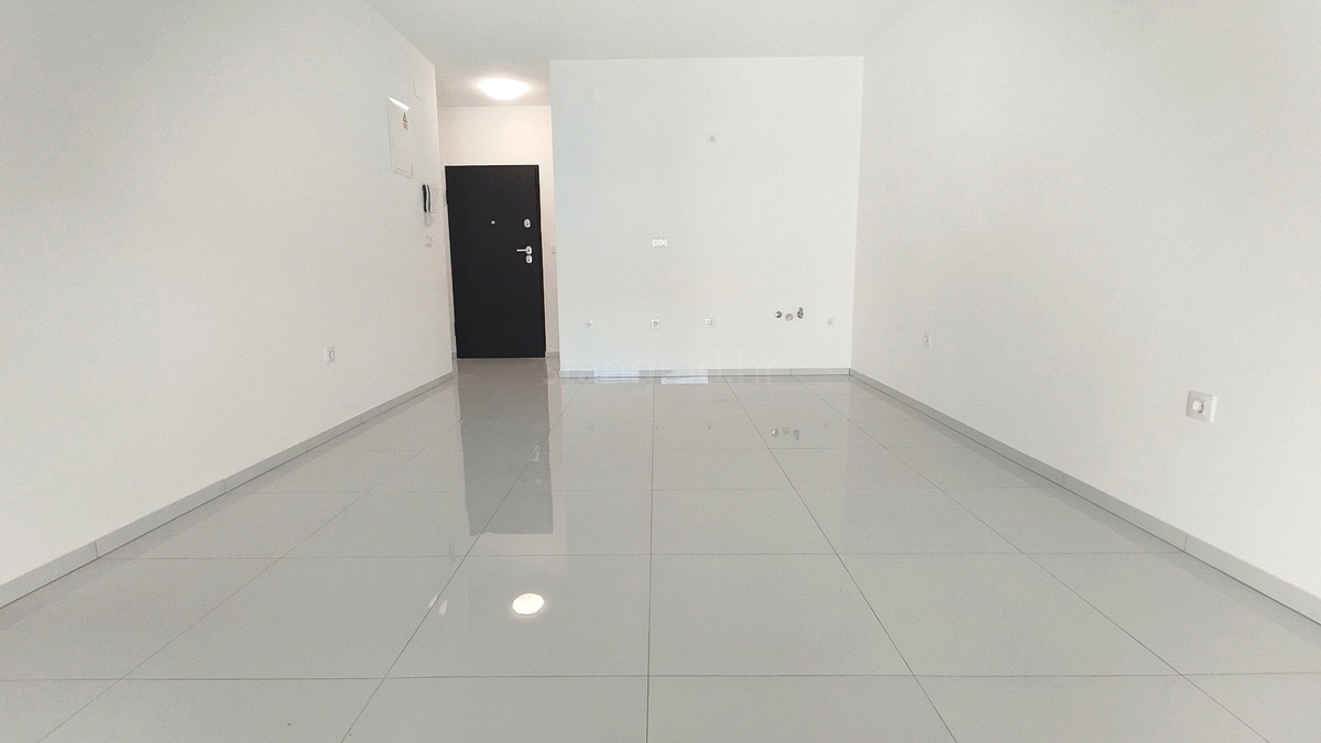 Novi Vinodolski, nuovo appartamento 2 camere al 1° piano con vista!