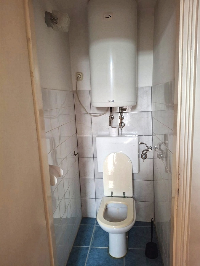 Zona di Krk, casa in pietra a schiera con vista mare!