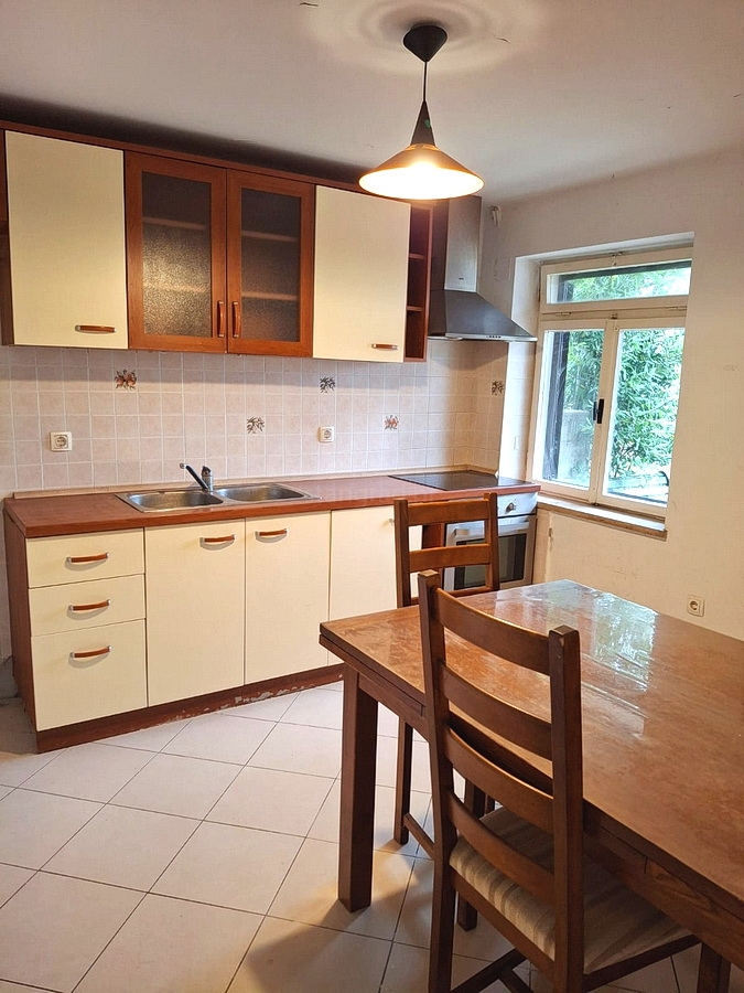 Zona di Krk, casa in pietra a schiera con vista mare!