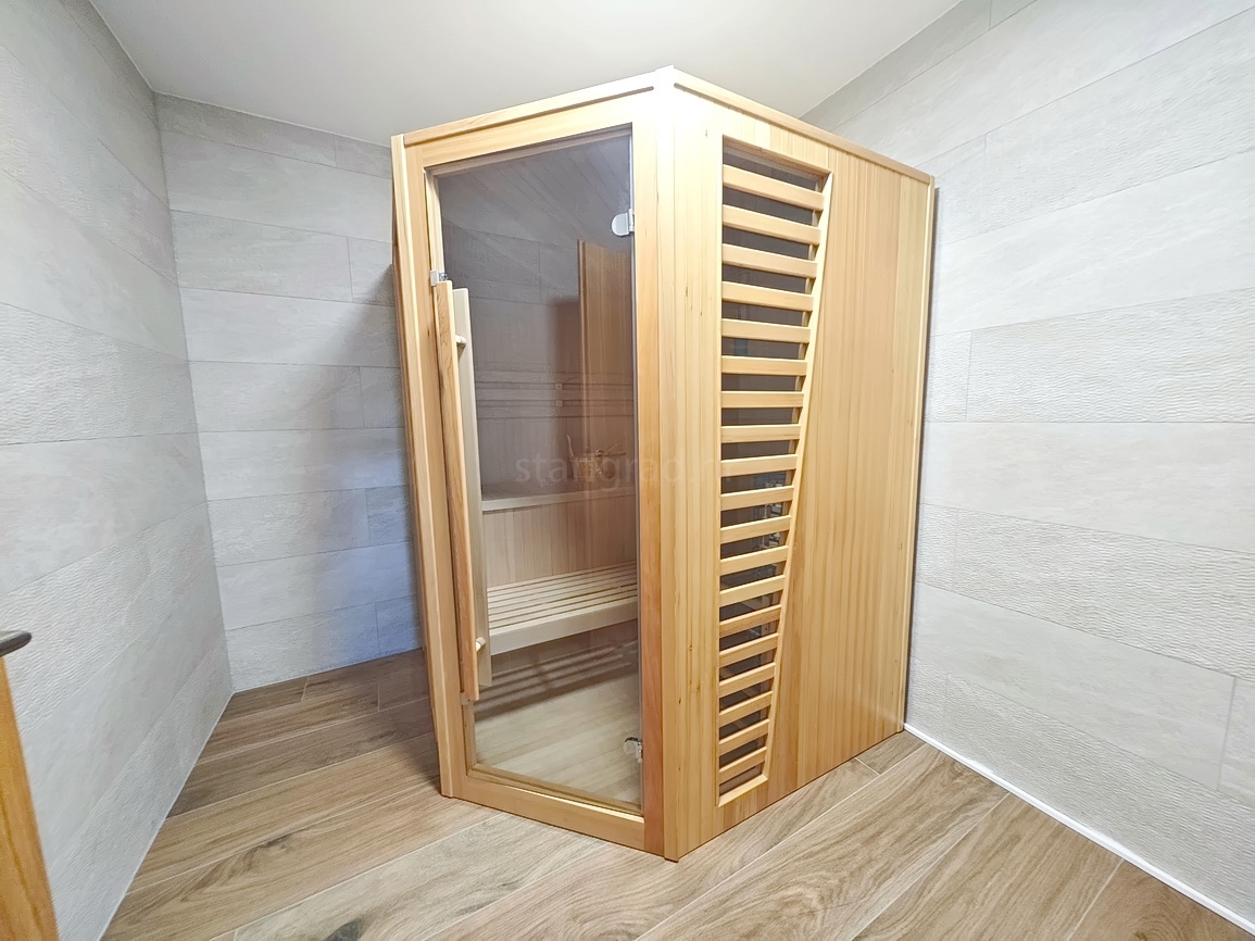 Malinska, villa moderna con piscina in posizione tranquilla!