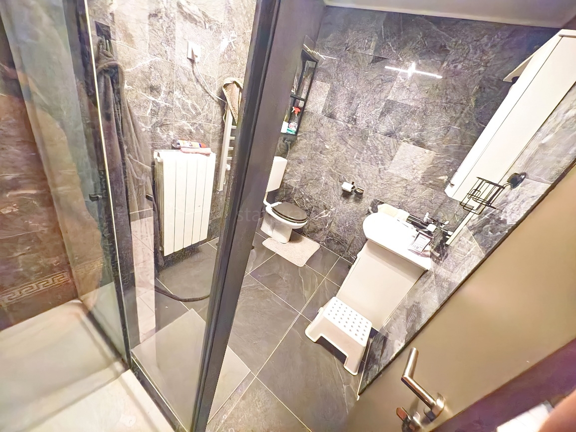 Njivice, casa a un piano in un'ottima posizione vicino al mare!