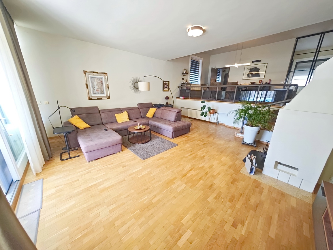 Njivice, casa a un piano in un'ottima posizione vicino al mare!