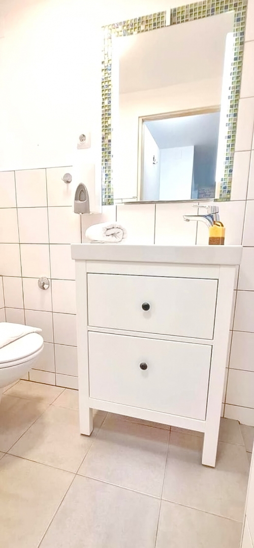 Krk, monolocale al piano terra con giardino!