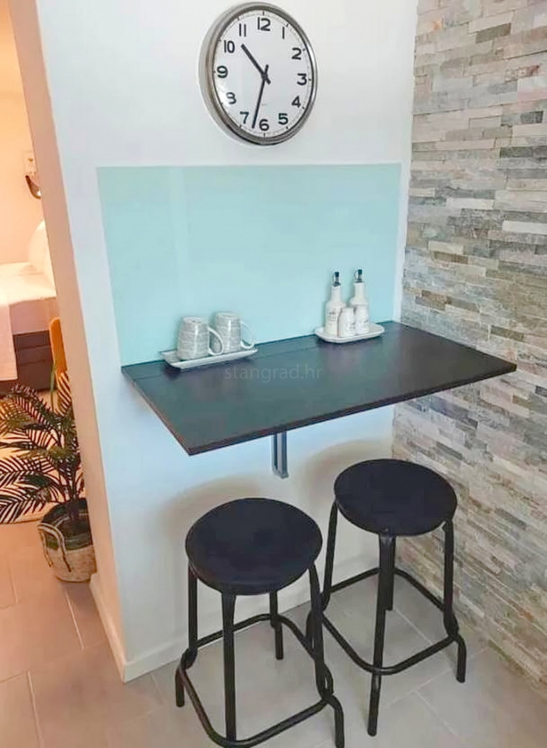 Krk, monolocale al piano terra con giardino!