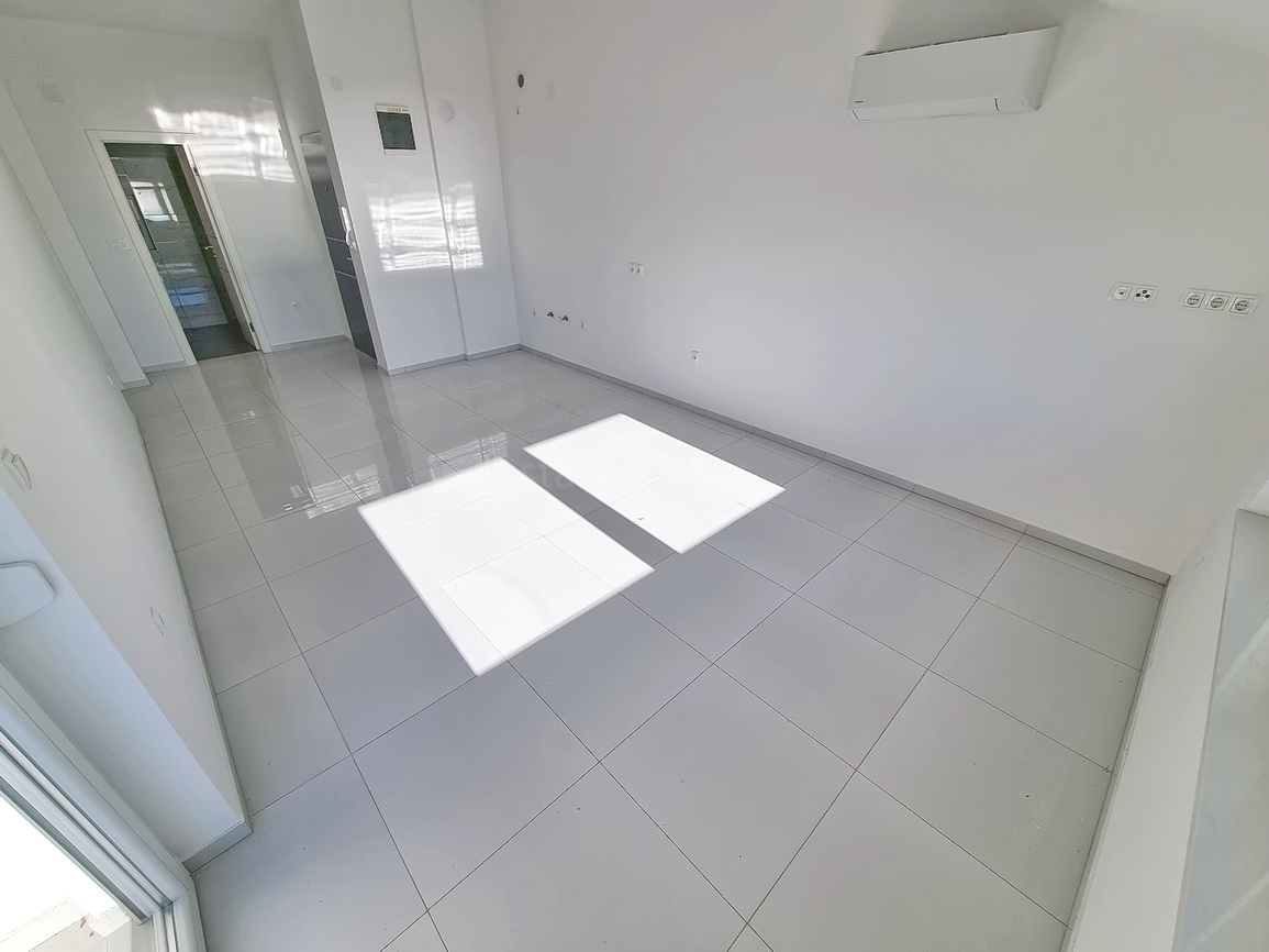 Crikvenica, appartamento con due camere da letto in un nuovo edificio vicino al mare!