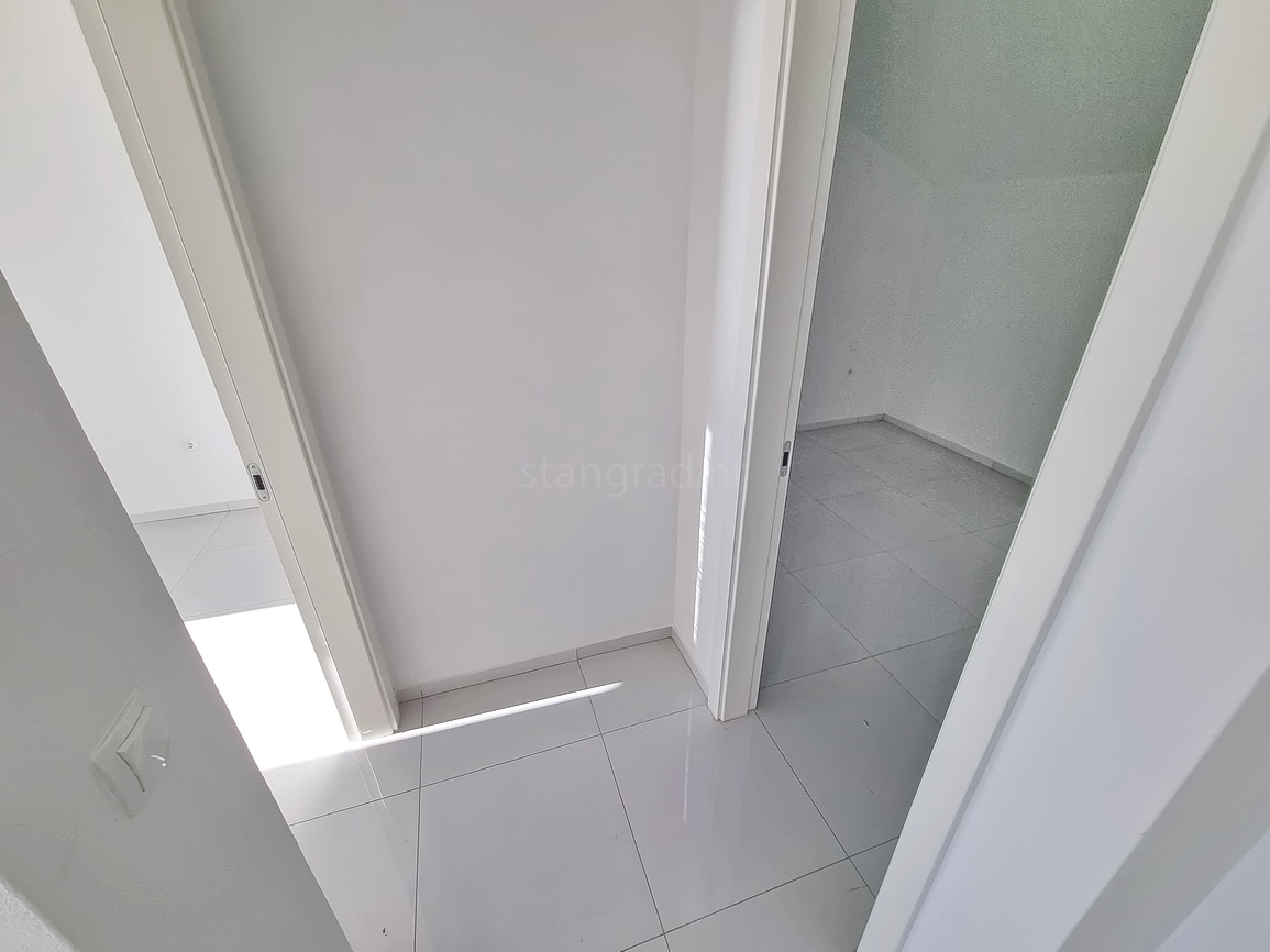 Crikvenica, appartamento con due camere da letto in un nuovo edificio vicino al mare!