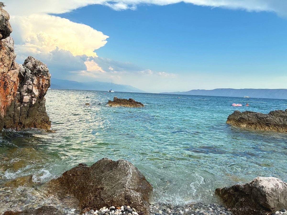 Novi Vinodolski, monolocale arredato in centro, a 200 m dal mare! Occasione!