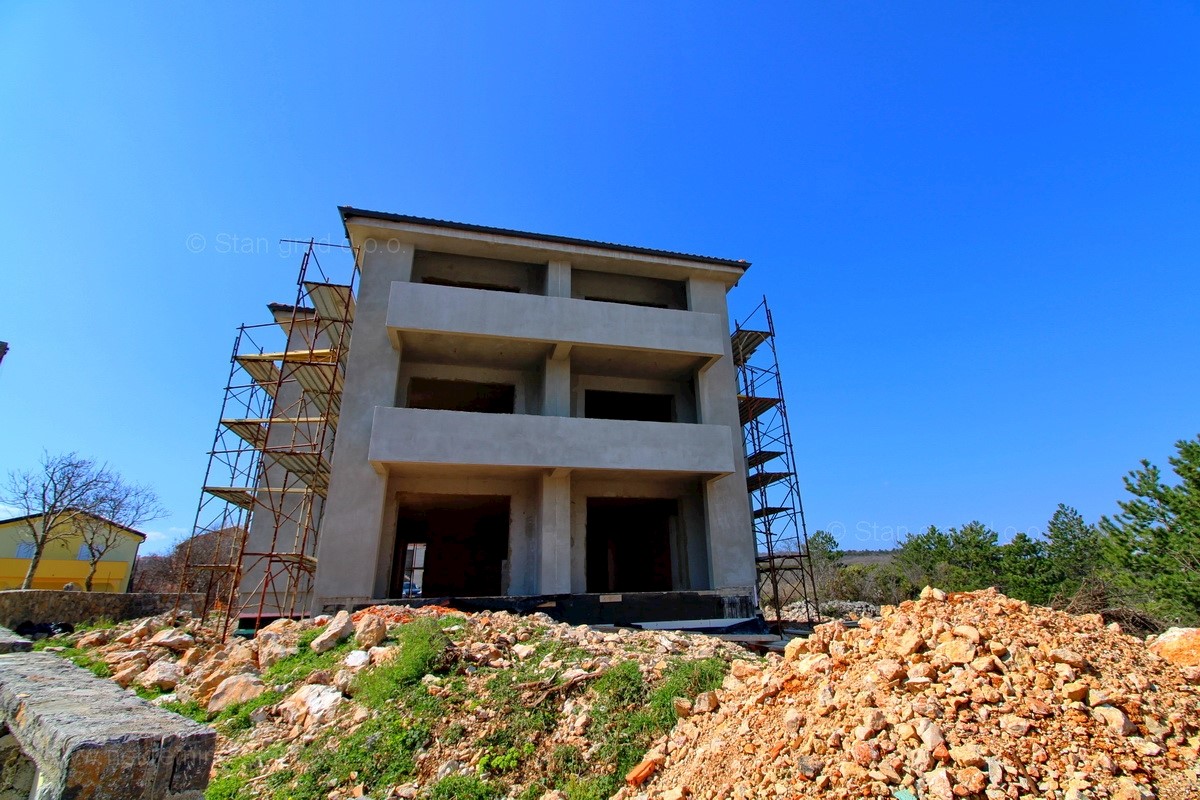 Šilo, nuova costruzione, appartamento al 2° piano con vista mare