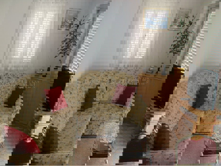 Isola di Krk, casa indipendente con piscina