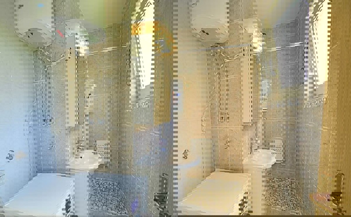 Isola di Krk, casa indipendente con piscina