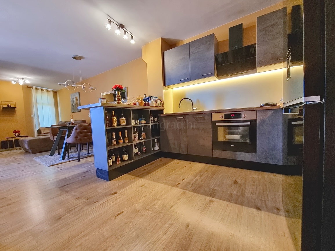 Malinska, appartamento arredato con due camere da letto in un'ottima posizione!