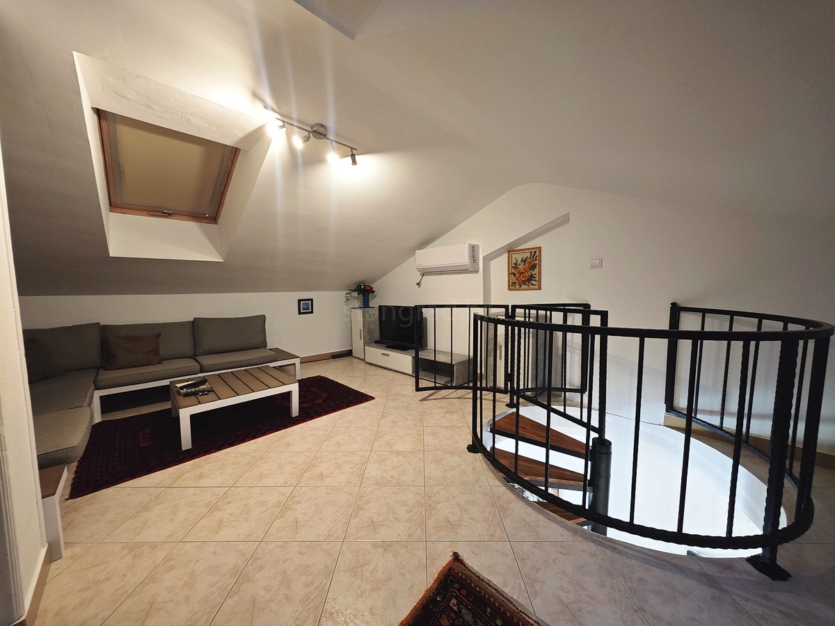 Baia di Soline, appartamento duplex vicino al mare!