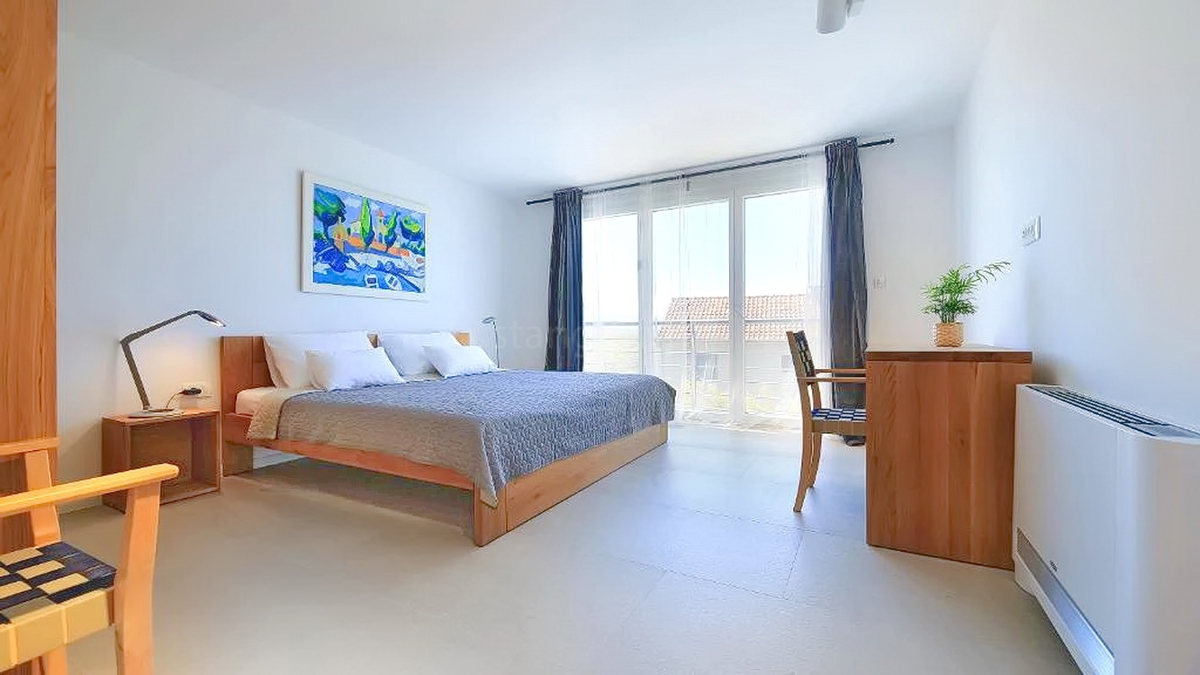 Malinska, lussuosa casa con piscina e vista mare!