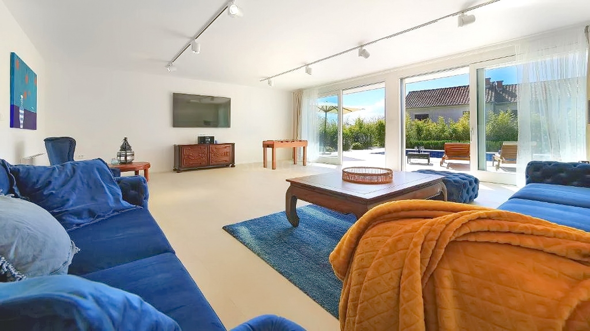 Malinska, lussuosa casa con piscina e vista mare!