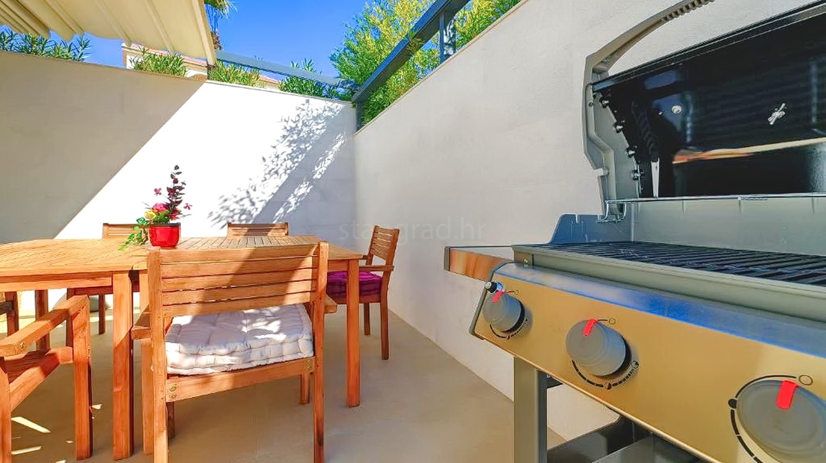 Malinska, lussuosa casa con piscina e vista mare!