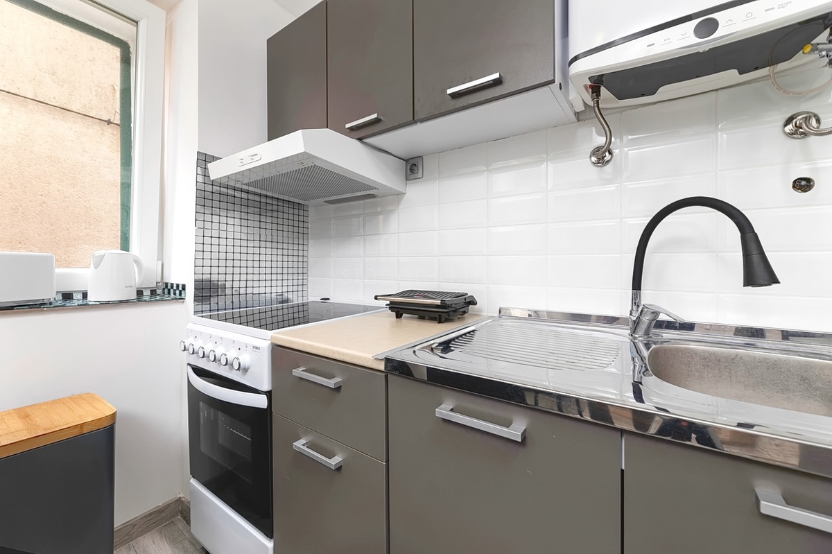 Punat, casa in pietra con due monolocali vicino al mare!